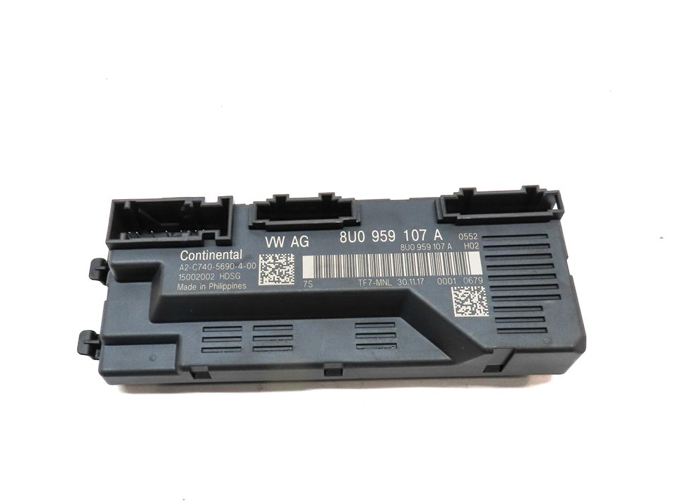 Thumbnail 2: 2018 AUDI Q3 (8U) REAR HATCH TAILGATE TRUNK LIFT CONTROL MODULE