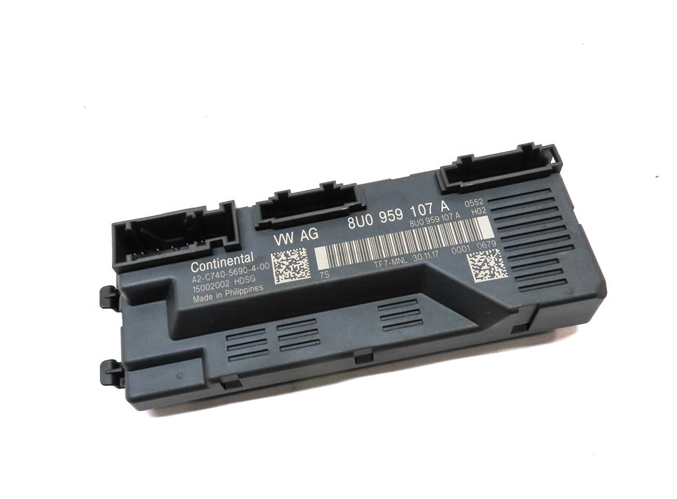 Thumbnail 3: 2018 AUDI Q3 (8U) REAR HATCH TAILGATE TRUNK LIFT CONTROL MODULE