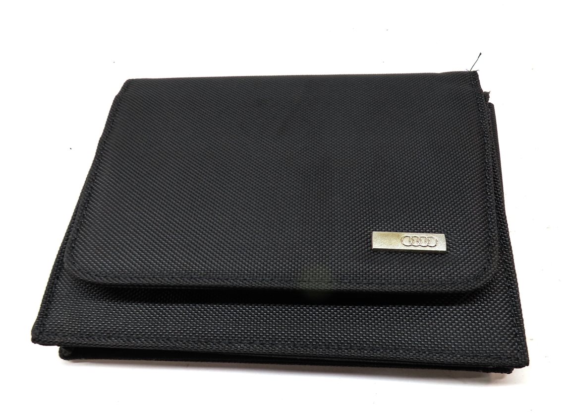Thumbnail 8: 2018 AUDI Q3 (8U) OWNERS MANUAL BOOKLET SET 3 w/ CARRY CASE (BLACK)