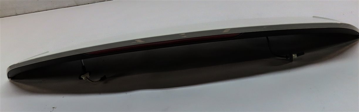 Thumbnail 2: 2015-2018 AUDI Q3 (8U) REAR SPOILER WING w/ THIRD 3rd BRAKE LIGHT (White)