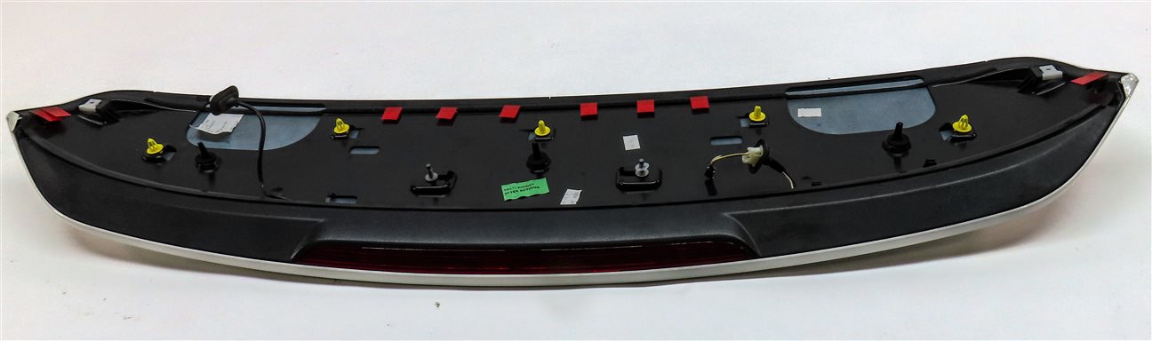 Thumbnail 5: 2015-2018 AUDI Q3 (8U) REAR SPOILER WING w/ THIRD 3rd BRAKE LIGHT (White)