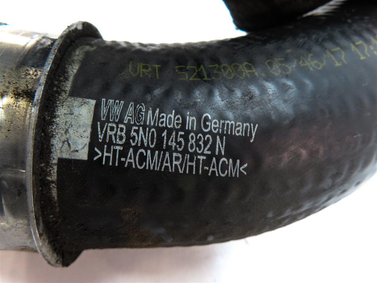 Thumbnail 7: 2018 AUDI Q3 (8U) 2.0L (CCTA) TURBO ENGINE INTERCOOLER HOSE PIPE