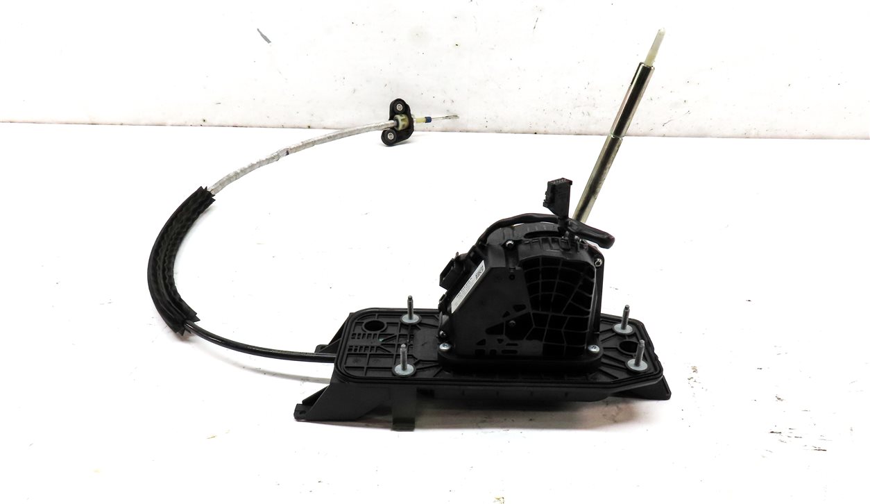 Thumbnail 4: 2018 AUDI Q3 (8U) 2.0L AUTO AUTOMATIC SHIFTER SHIFT BOX w/ CABLE