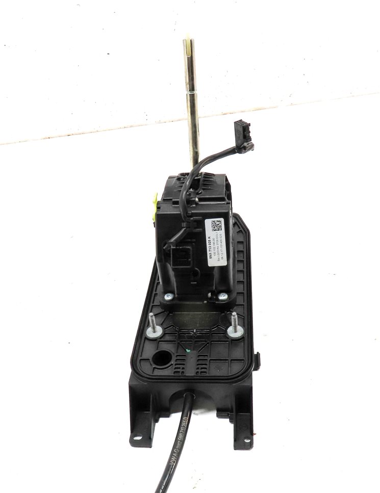 Thumbnail 5: 2018 AUDI Q3 (8U) 2.0L AUTO AUTOMATIC SHIFTER SHIFT BOX w/ CABLE