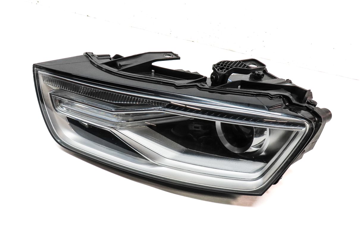 Thumbnail 4: 16-18 AUDI Q3 (8U) LEFT DRIVER XENON HID SELF ADJUST HEADLIGHT HEAD LIGHT LAMP