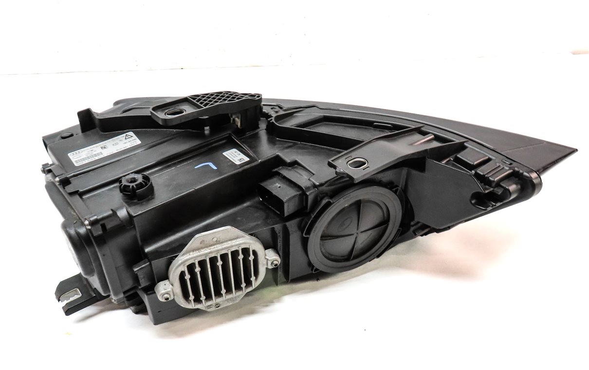 Thumbnail 5: 16-18 AUDI Q3 (8U) LEFT DRIVER XENON HID SELF ADJUST HEADLIGHT HEAD LIGHT LAMP