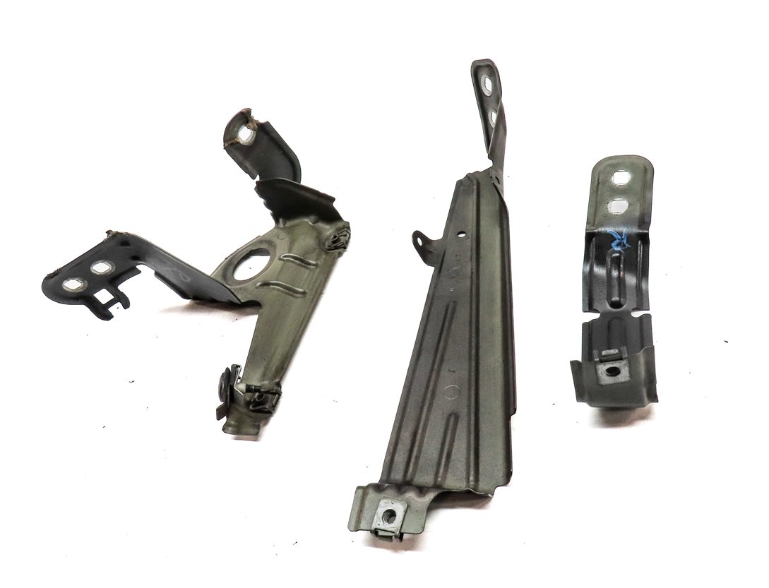 Thumbnail 2: 2011 BMW X3 (F25) FRONT RIGHT PASSENGER FENDER MOUNT BRACKET SET/3 (Bronze)