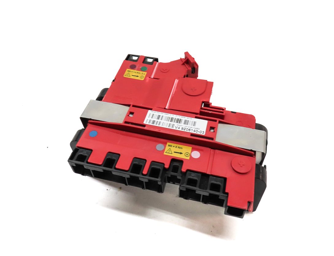 Thumbnail 1: 2011 BMW X3 (F25) 3.0L (N52) POSITIVE BATTERY POWER JUNCTION DISTRIBUTION PLATE