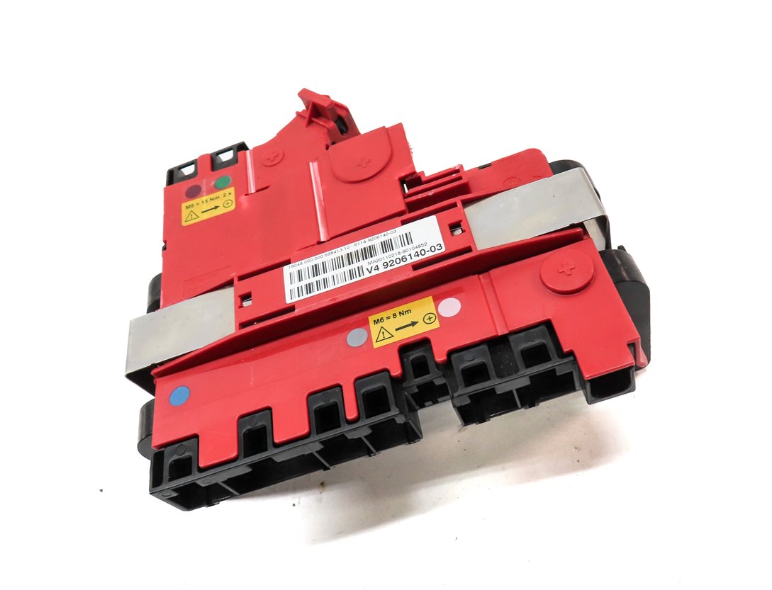 Thumbnail 3: 2011 BMW X3 (F25) 3.0L (N52) POSITIVE BATTERY POWER JUNCTION DISTRIBUTION PLATE