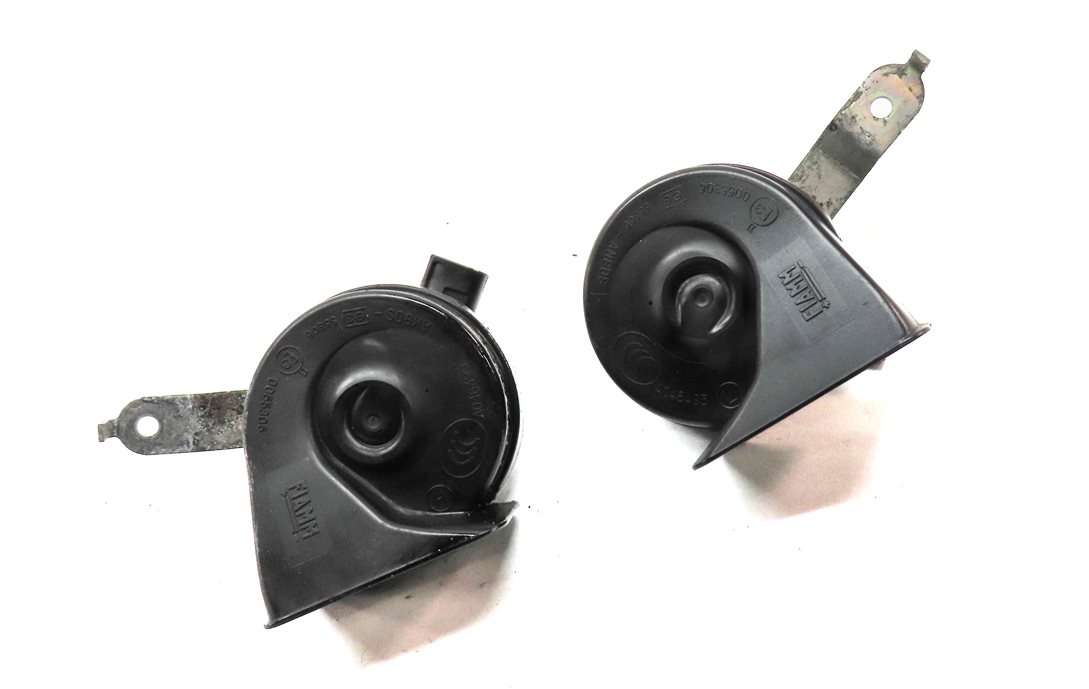 Thumbnail 3: 2011-2018 BMW X3 X4 (F25 F26) HIGH & LOW TONE SAFETY HORN SET-2
