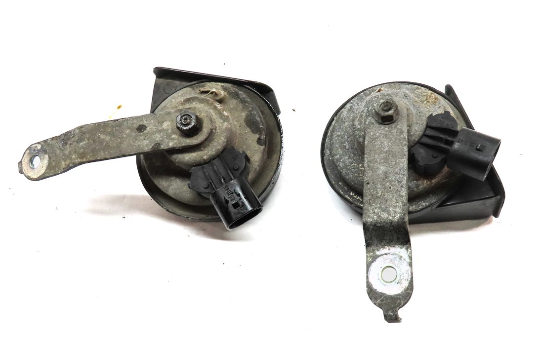 Thumbnail 4: 2011-2018 BMW X3 X4 (F25 F26) HIGH & LOW TONE SAFETY HORN SET-2