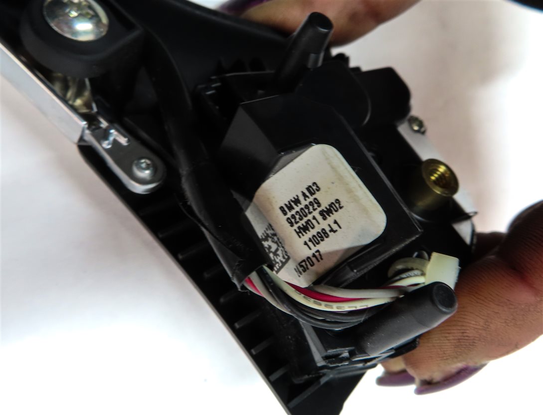 Thumbnail 6: 2011 BMW X3 (F25) CRUISE CONTROL PHONE MODE STEERING WHEEL BUTTON SWITCHES