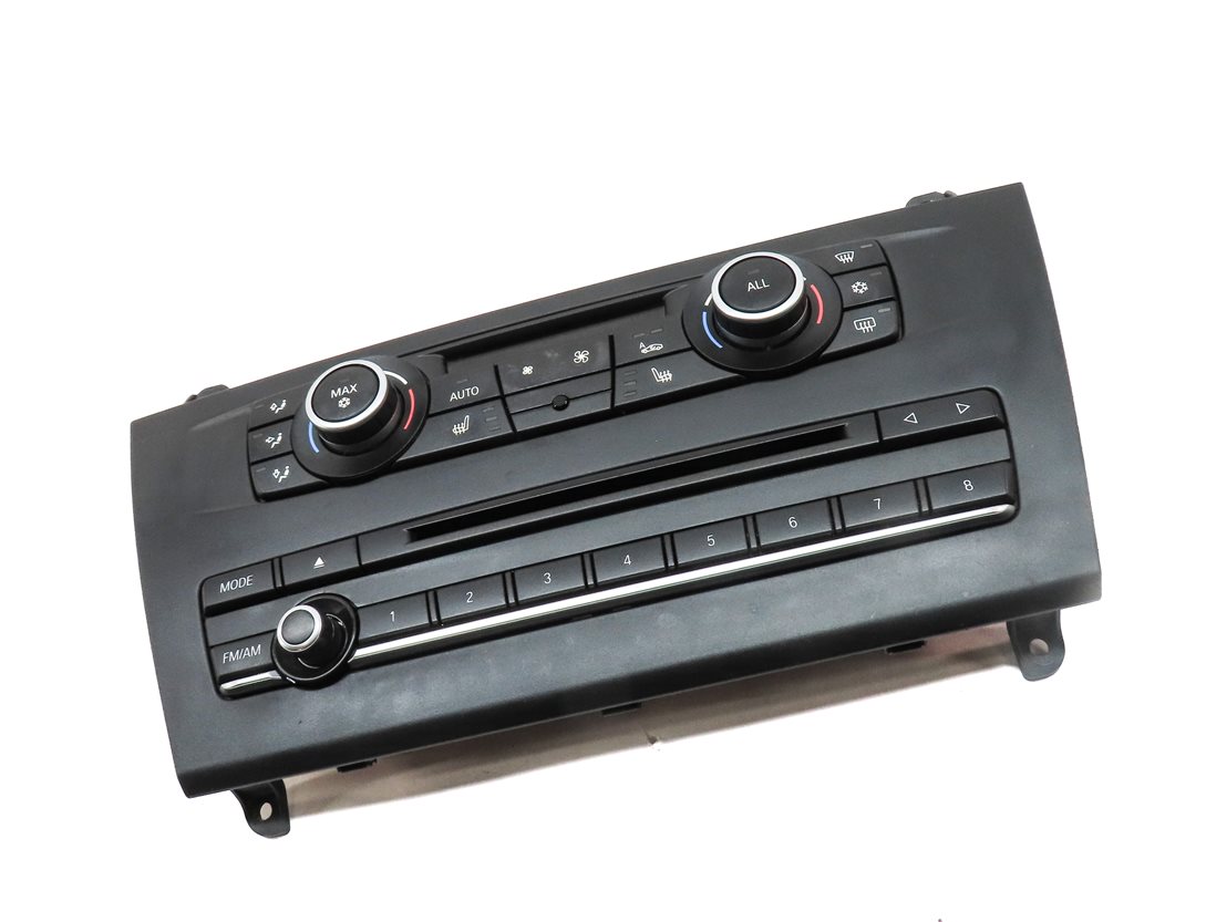 Thumbnail 3: 11-14 BMW X3 (F25) FRONT HEATER A/C TEMPERATURE CLIMATE w/ RADIO CONTROL & TRIM