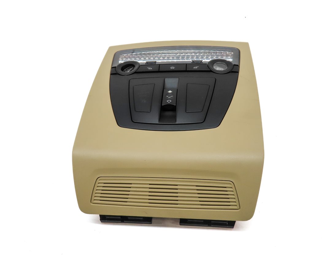 Thumbnail 4: 2011 BMW X3 (F25) FRONT OVERHEAD DOME MAP LIGHT LAMP w/ SUNROOF SWITCHES (Beige)