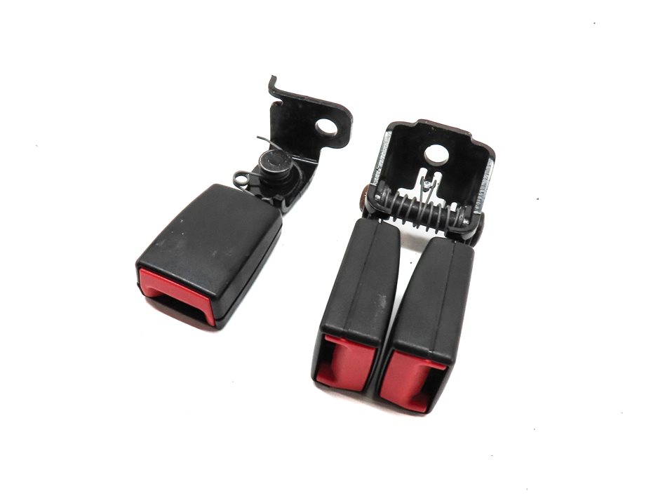 11 BMW X3 (F25) REAR LEFT CENTER RIGHT SEAT SEATBELT BUCKLE RECEIVER SET (BLACK)