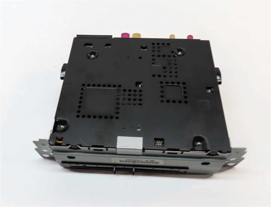Thumbnail 6: 2011 BMW X3 (F25) FRONT AM/FM RADIO AUDIO STEREO CD PLAYER RECEIVER MODULE