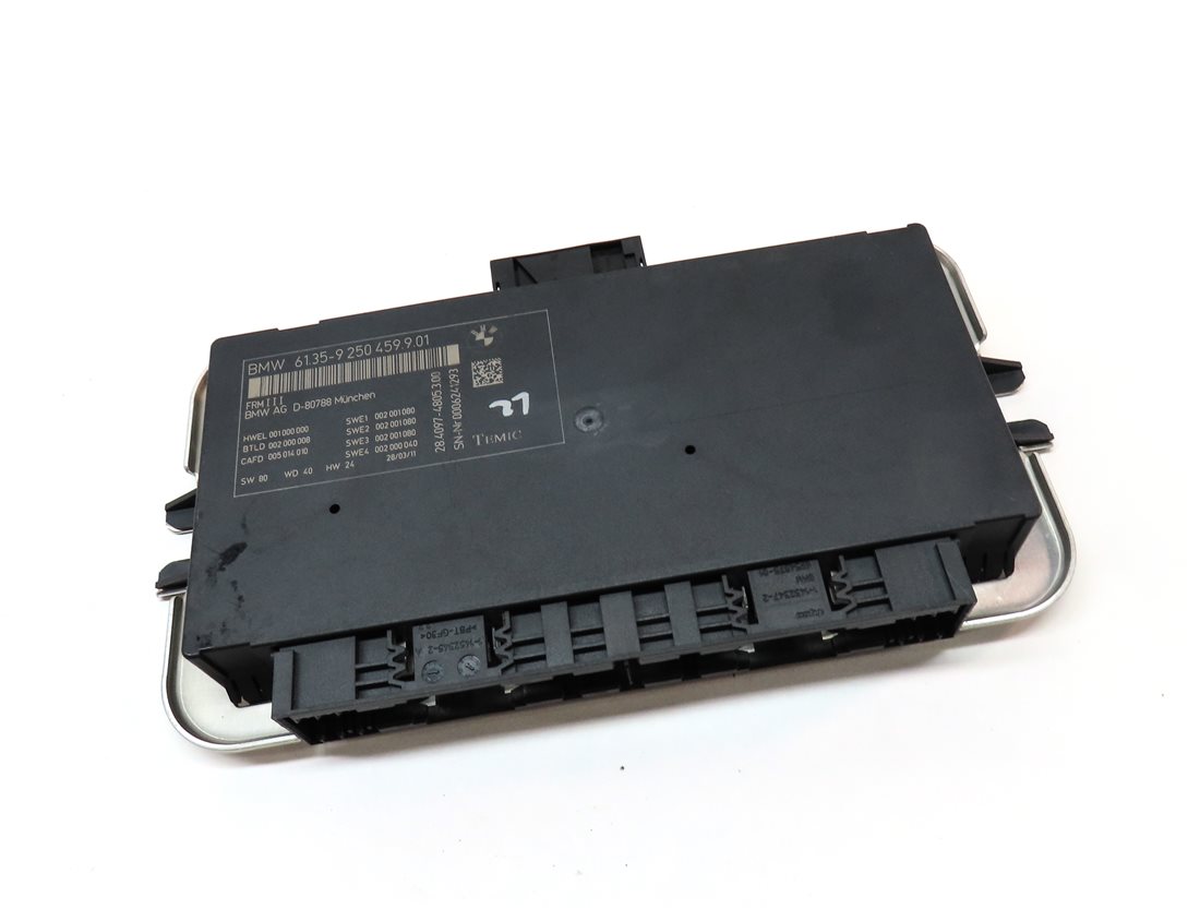 Thumbnail 3: 10-17 BMW 5 6 7 M5 X3 X4 (F06 F10 F12 F25 F26) FRM III BODY LIGHT CONTROL MODULE