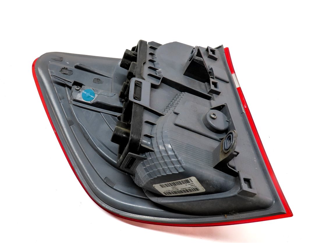 Thumbnail 6: 11-17 BMW X3 (F25) RIGHT PASSENGER OUTER INCANDESCENT TAILLIGHT LAMP (OPT 522)