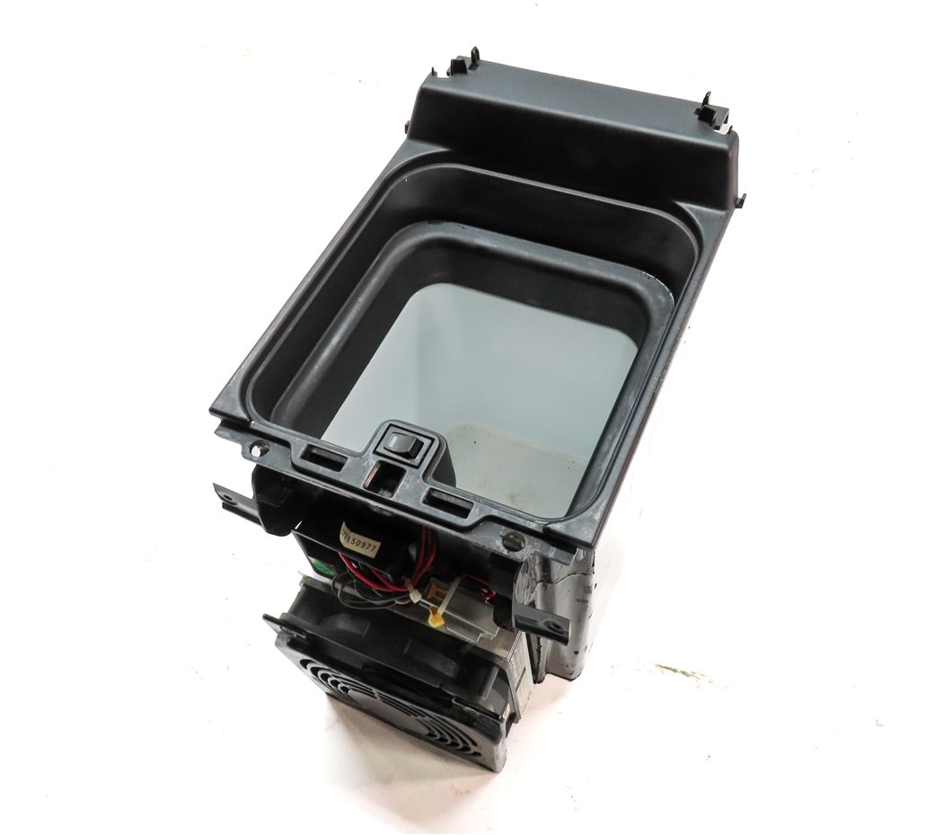 2005-2009 LAND ROVER LR3 - CENTER CONSOLE STORAGE REFRIGERATOR COOLER FRIDGE