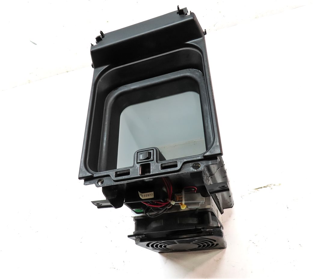 Thumbnail 3: 2005-2009 LAND ROVER LR3 - CENTER CONSOLE STORAGE REFRIGERATOR COOLER FRIDGE