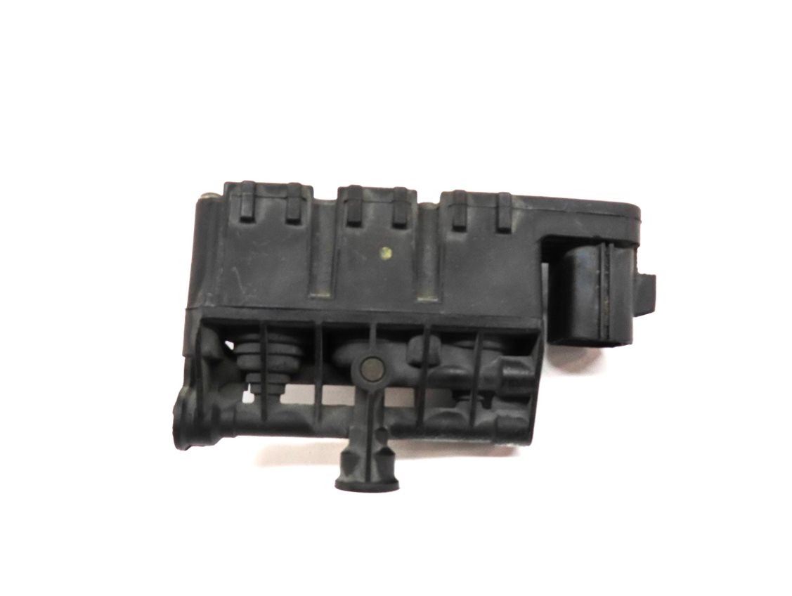 Thumbnail 11: 2008 LAND ROVER LR3 (L319) AIR SUSPENSION TRANSFER RELIEF VALVE SET 3