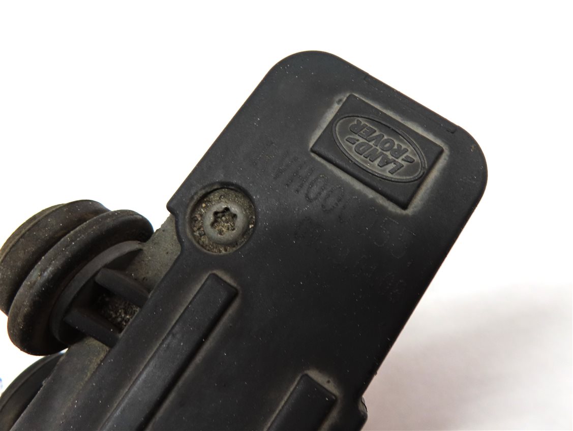 Thumbnail 12: 2008 LAND ROVER LR3 (L319) AIR SUSPENSION TRANSFER RELIEF VALVE SET 3