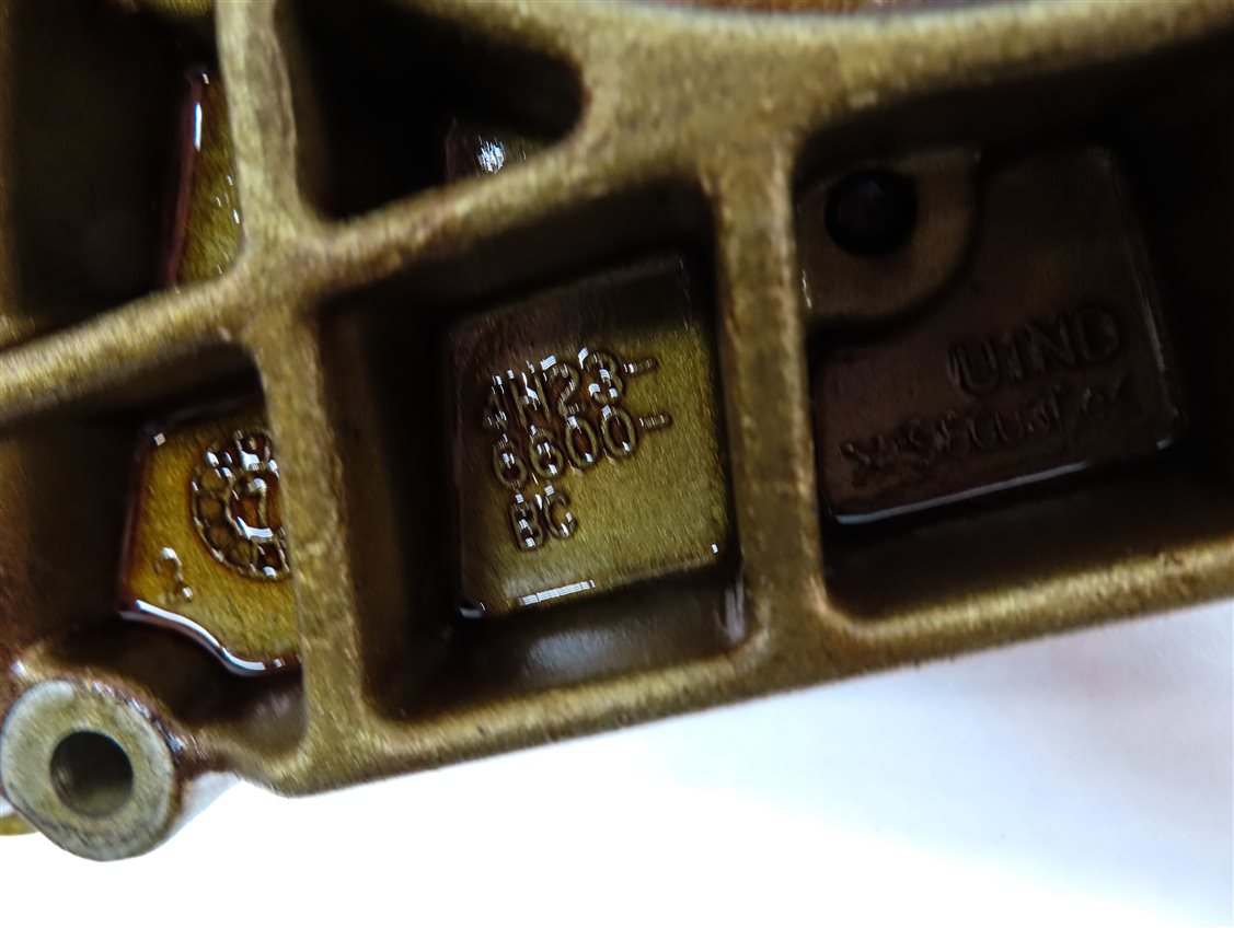 Thumbnail 7: 2008 LAND ROVER LR3 (L319) 4.4L (JAGUAR) ENGINE OIL PUMP