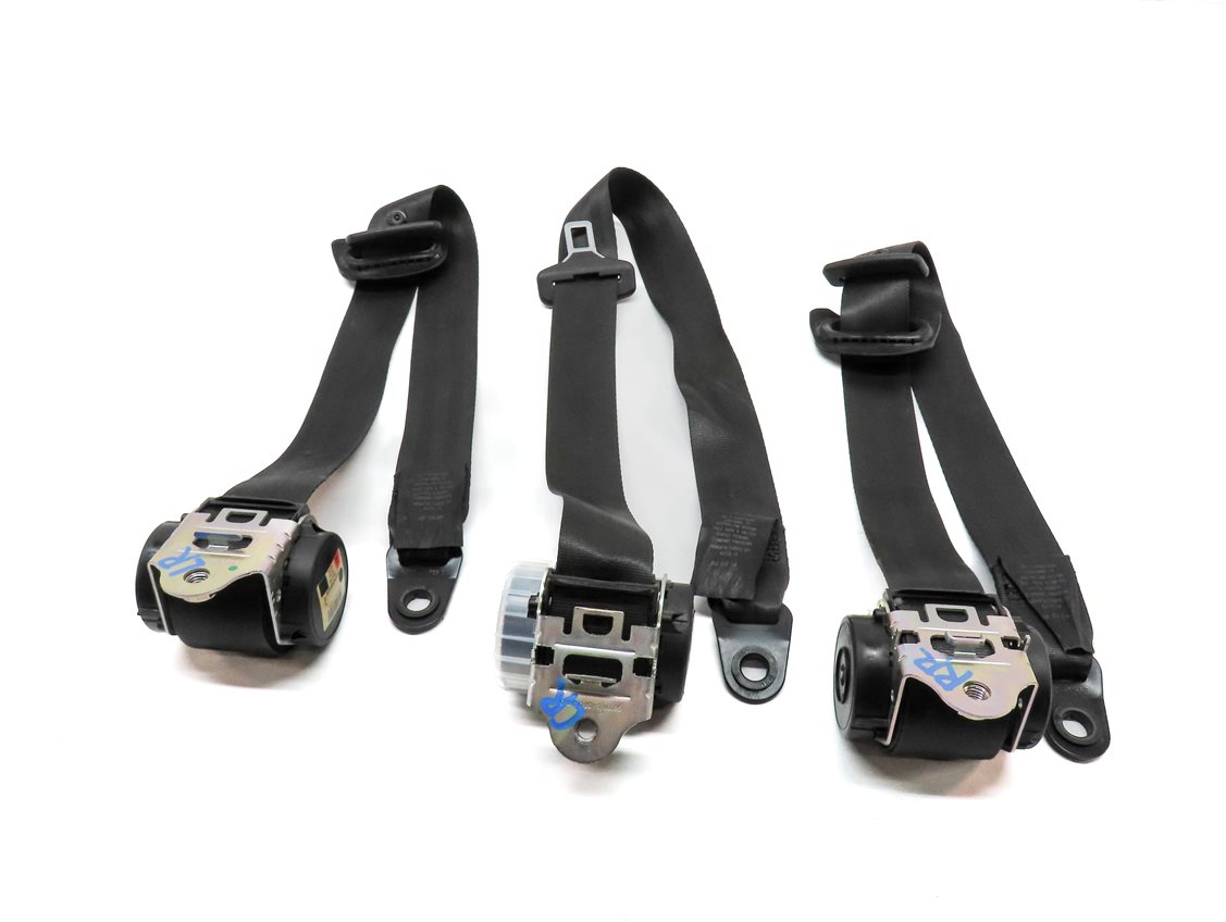 Thumbnail 4: 2008 LAND ROVER LR3 REAR 2ND ROW LEFT RIGHT & CENTER SEATBELT RETRACTOR (BLACK)