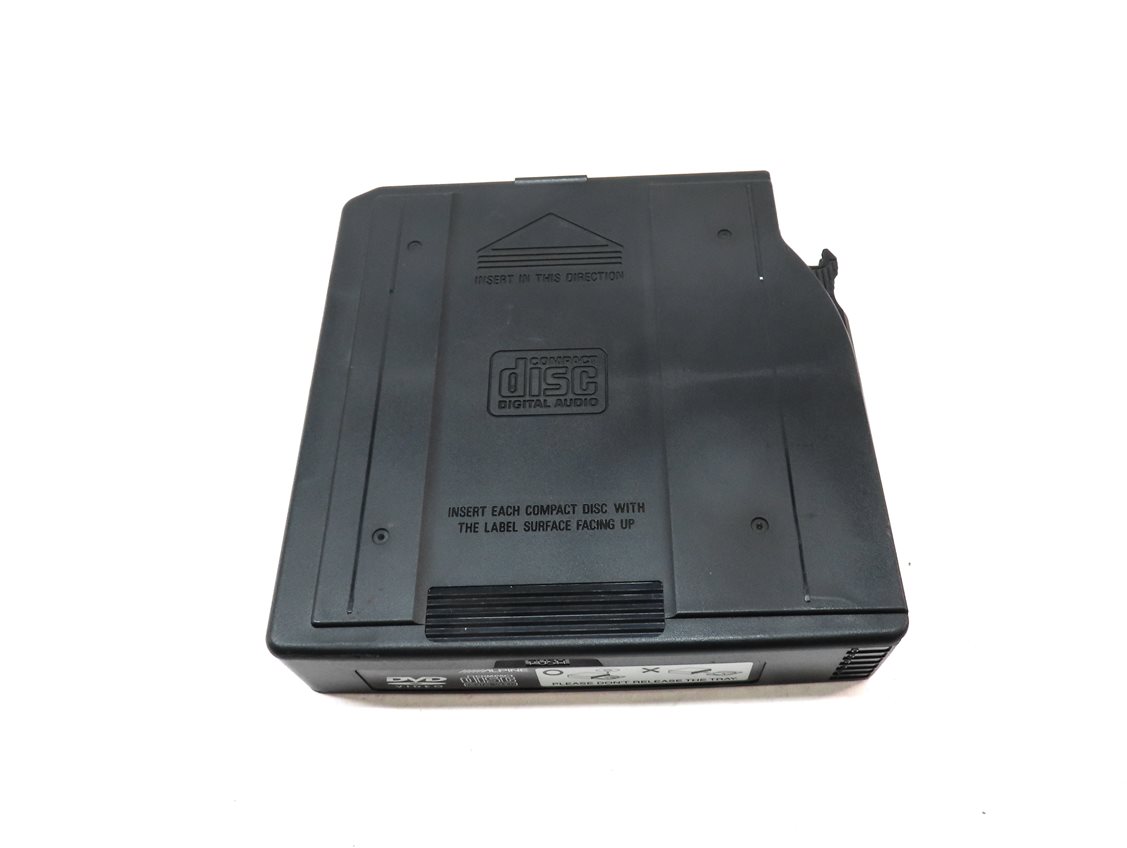 Thumbnail 2: 2008 LAND ROVER LR3 (L319) STEREO RADIO 6 DISC DVD CD PLAYER CHANGER CARTRIDGE