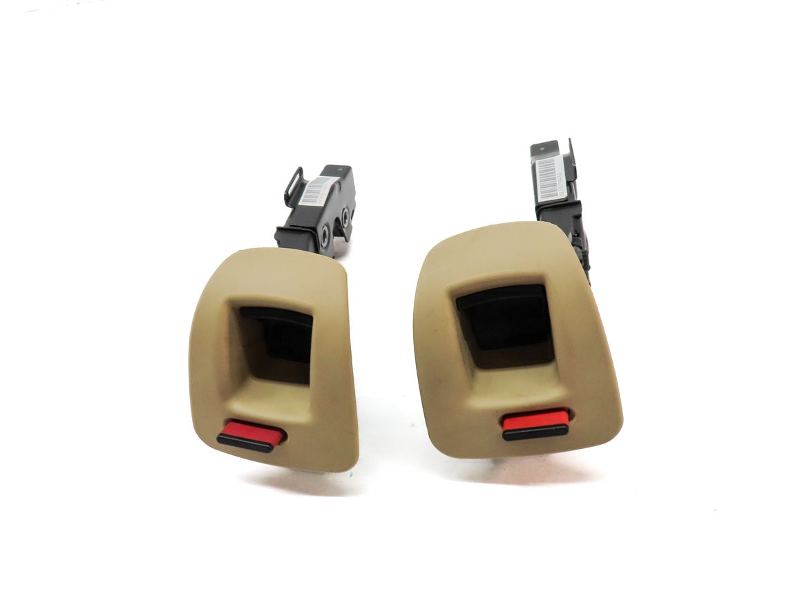 Thumbnail 2: 2010 BMW X5 (E70) REAR LEFT & RIGHT SEAT FOLD DOWN UP LATCH RELEASE BUTTON BEIGE