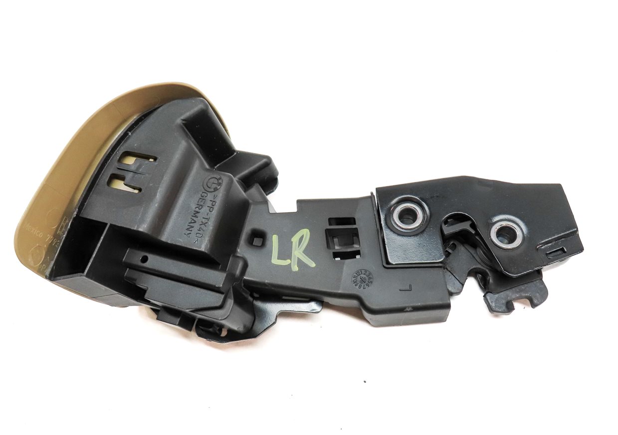 Thumbnail 6: 2010 BMW X5 (E70) REAR LEFT & RIGHT SEAT FOLD DOWN UP LATCH RELEASE BUTTON BEIGE