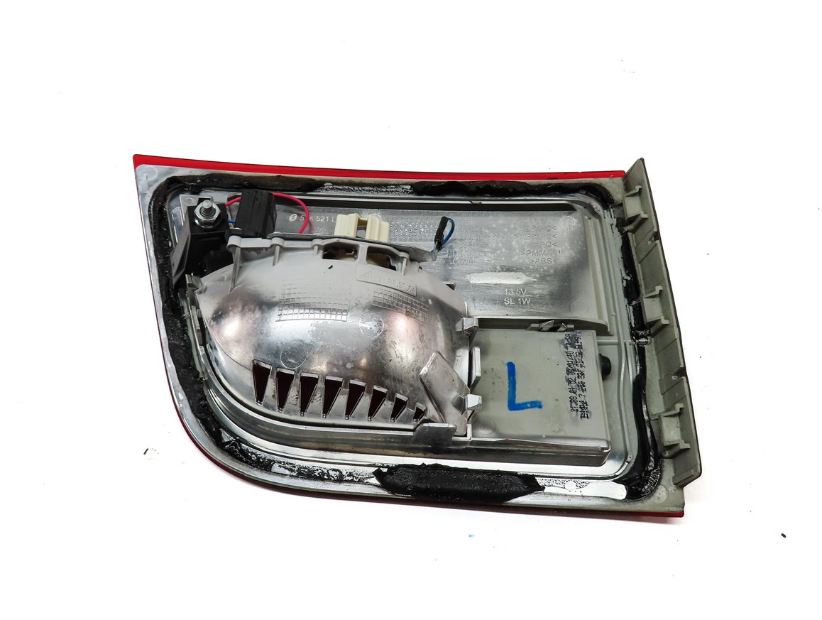 Thumbnail 5: 2007-2010 BMW X5 X5M (E70) LEFT DRIVER REAR INNER TRUNK TAILLIGHT LIGHT LAMP