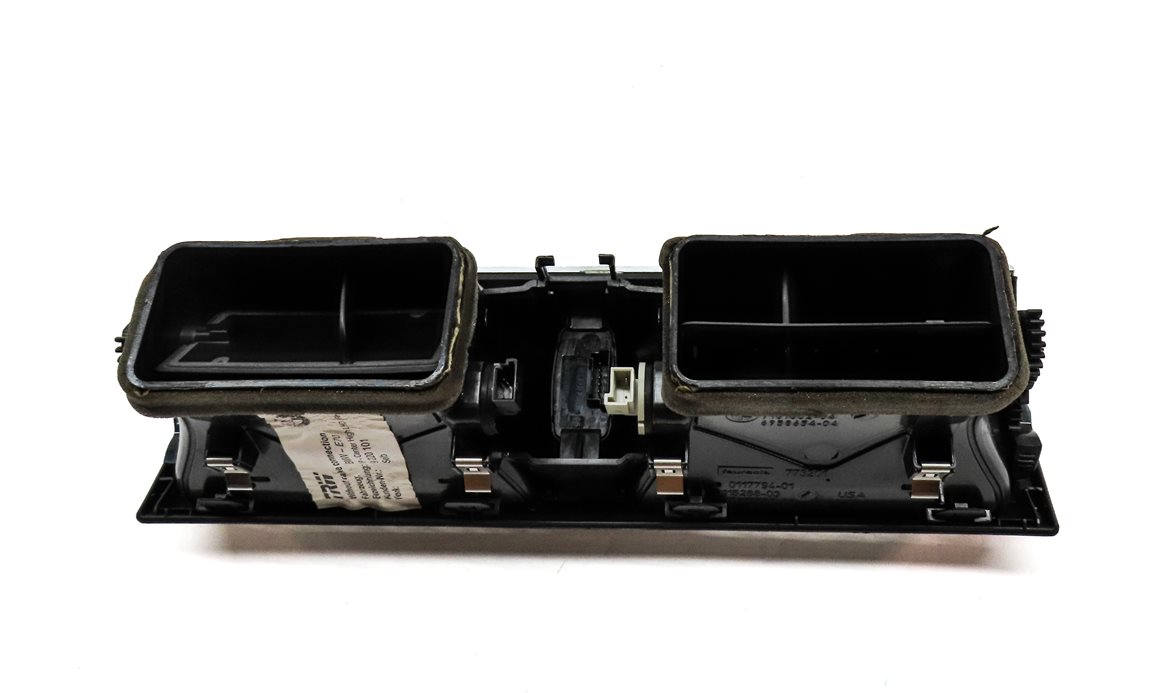 Thumbnail 4: 2010 BMW X5 (E70) FRONT CENTER DASH HVAC A/C HEATER AIR VENT (BLACK)