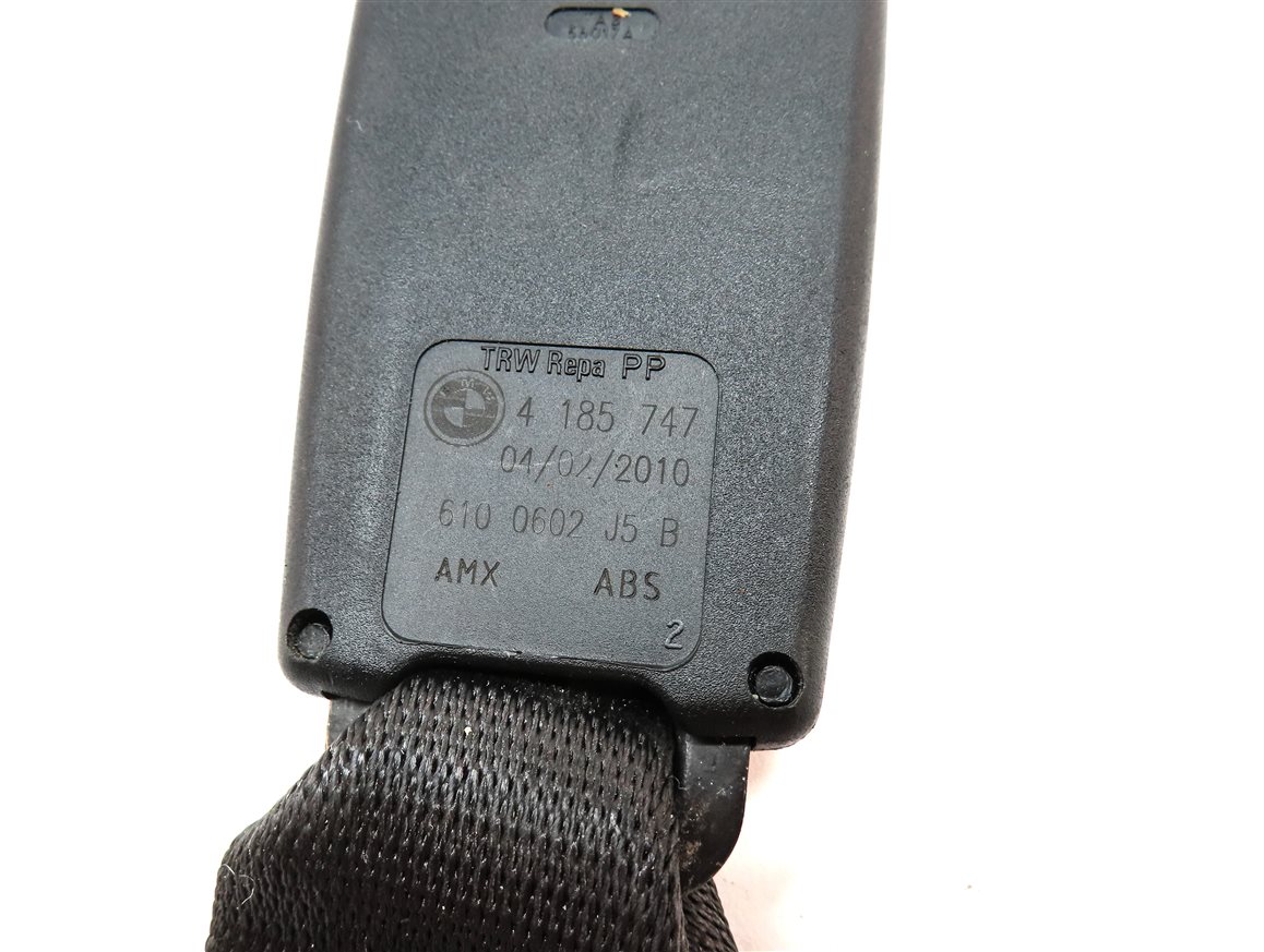 Thumbnail 6: 2010 BMW X5 (E70) 2ND ROW REAR SEAT LEFT RIGHT & CENTER SEATBELT BUCKLE RECEIVER
