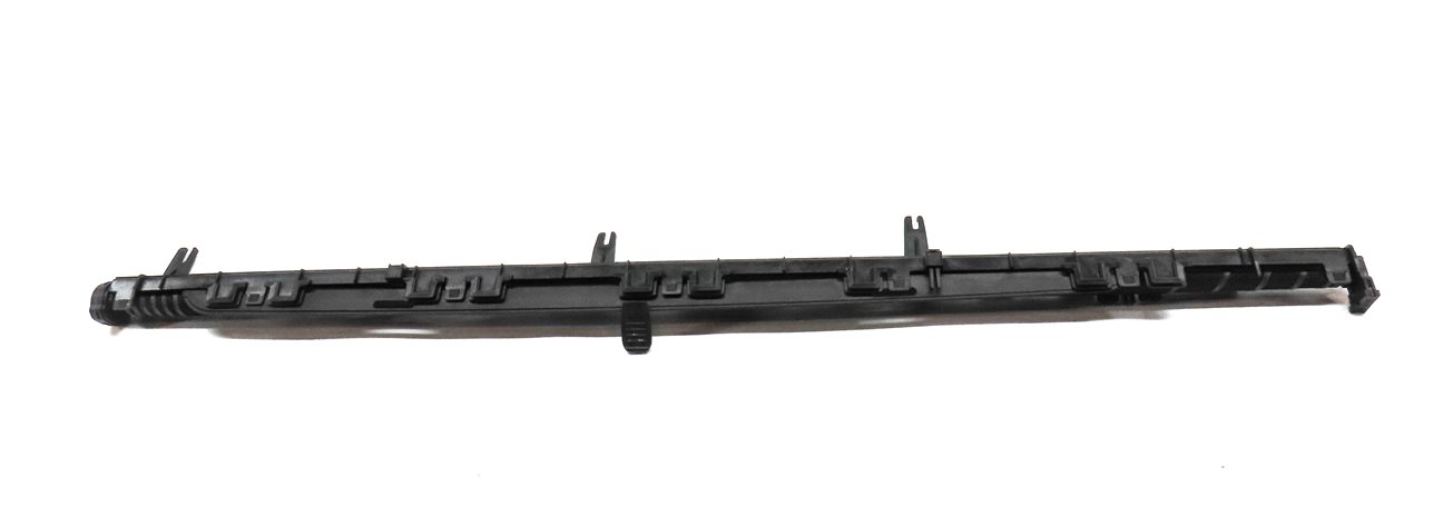 Thumbnail 2: 2007-2013 BMW X5 (E70) RIGHT REAR RETRACTABLE WINDOW SUN SCREEN PRIVACY SHADE