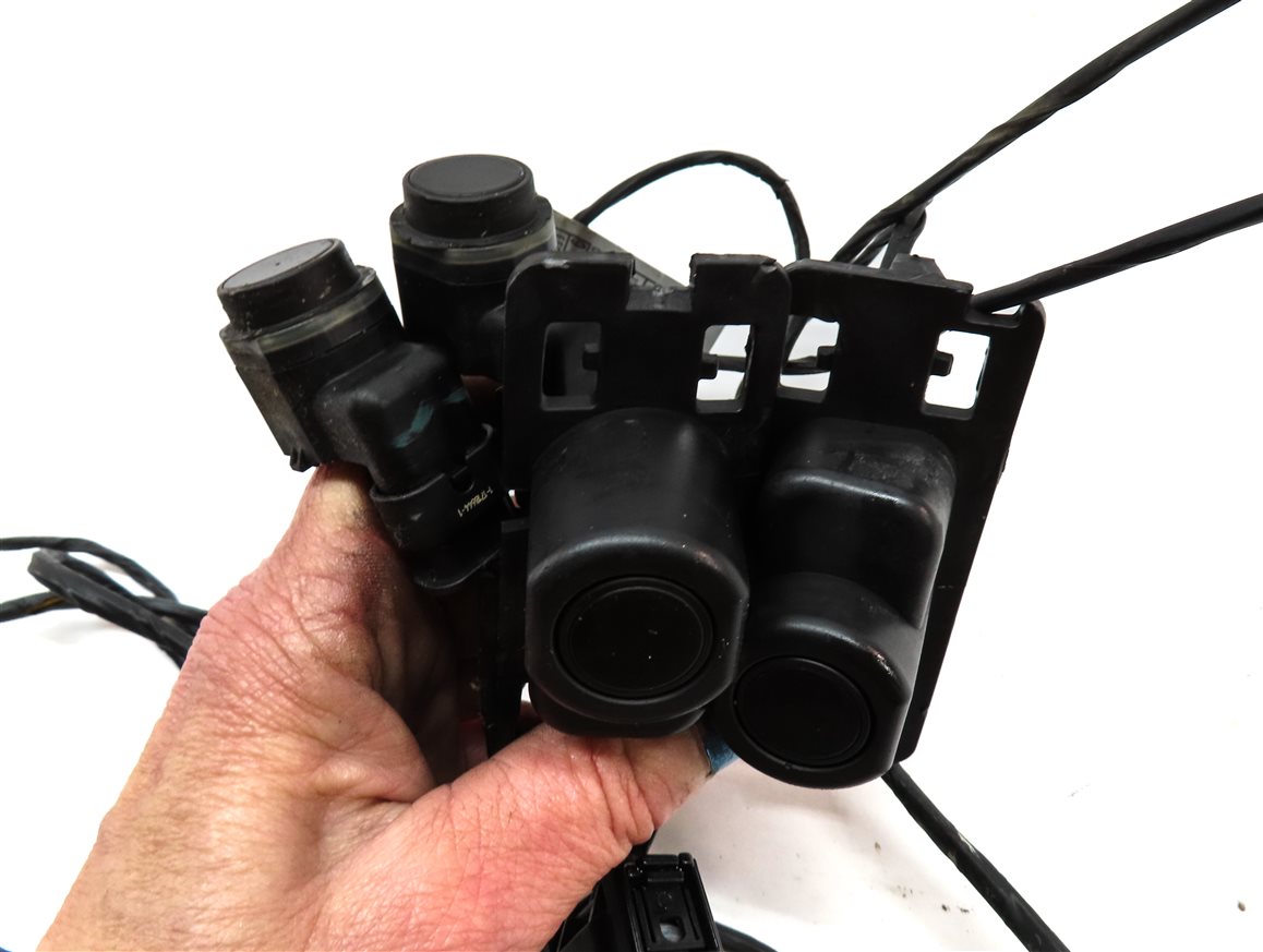 Thumbnail 5: 2010 BMW X5 (E70) FRONT PARK ASSIST PDC SENSOR SET4 (BLACK) w/ WIRE HARNESS