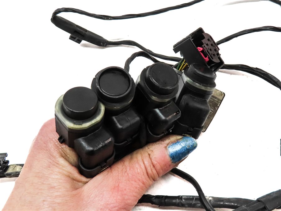Thumbnail 5: 2010 BMW X5 (E70) REAR PARK ASSIST PDC SENSOR SET4 (BLACK) w/ WIRE HARNESS