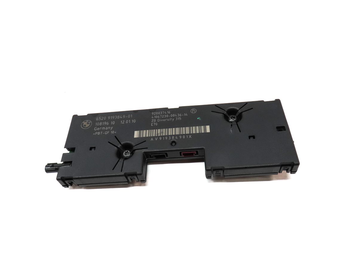 Thumbnail 2: 2010 BMW X5 (E70) ANTENNA DIVERSIRTY AMPLIFIER MODULE