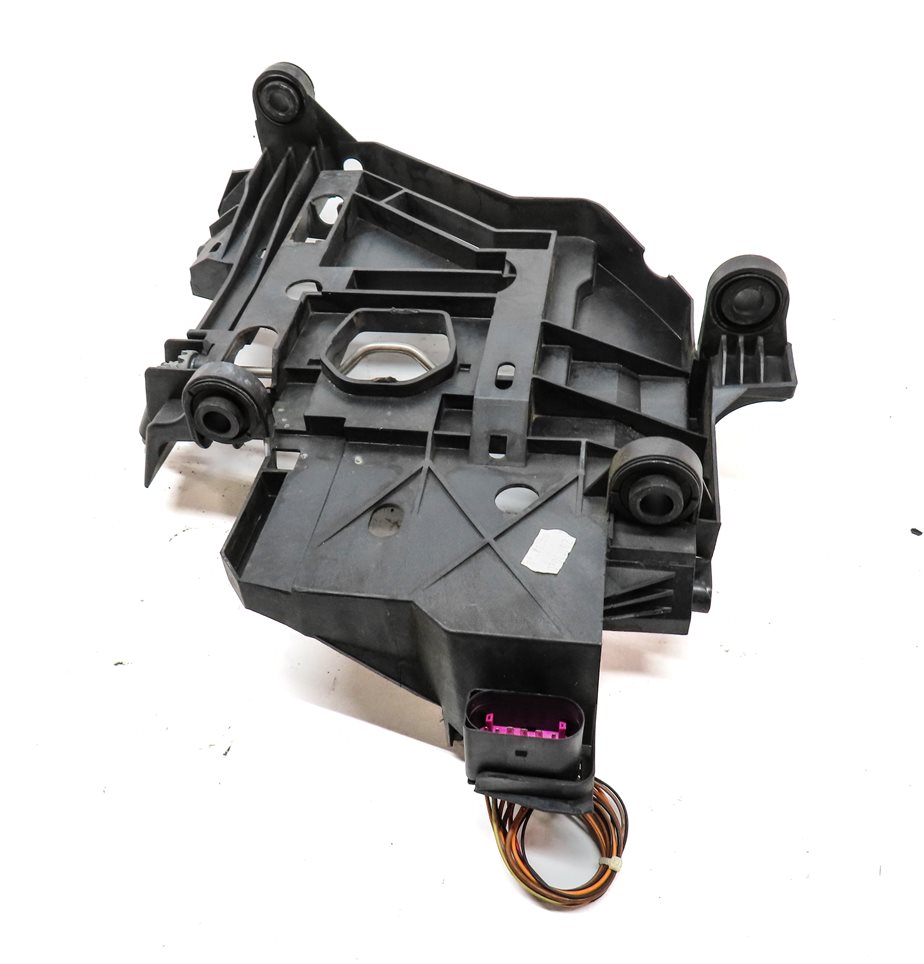 Thumbnail 4: 2006 PORSCHE CAYENNE S (955) FRONT LEFT DRIVER HEADLIGHT MOUNT BRACKET