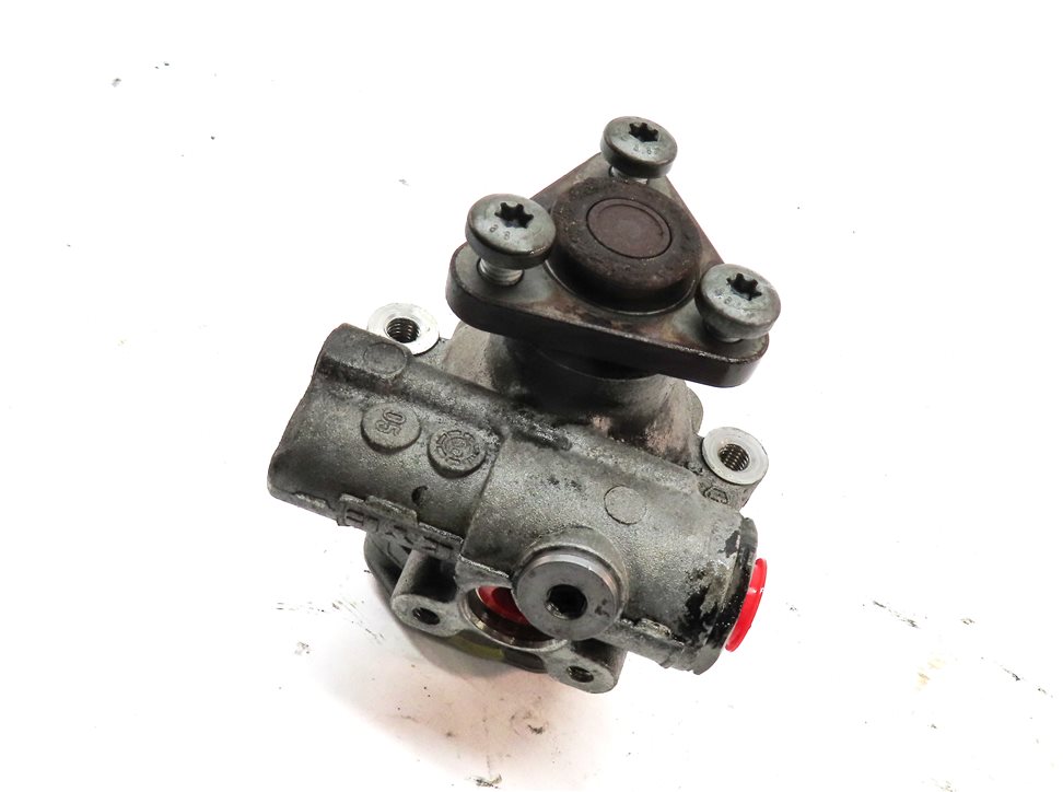 Thumbnail 3: 03-06 PORSCHE CAYENNE (955) 4.5L M48 V8 ENGINE POWER STEERING PUMP w/o PULLEY