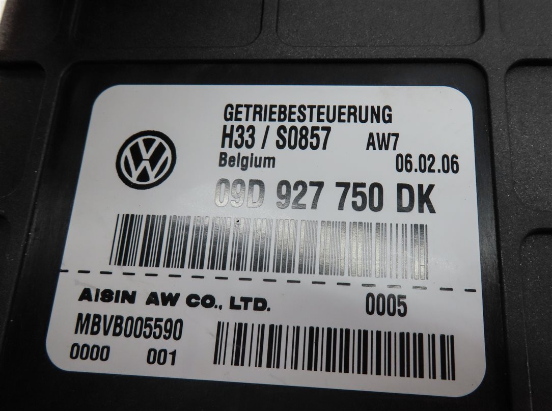 Thumbnail 4: 2006 PORSCHE CAYENNE (955) 4.5L M48 N/A NON TURBO TRANSMISSON CONTROL MODULE