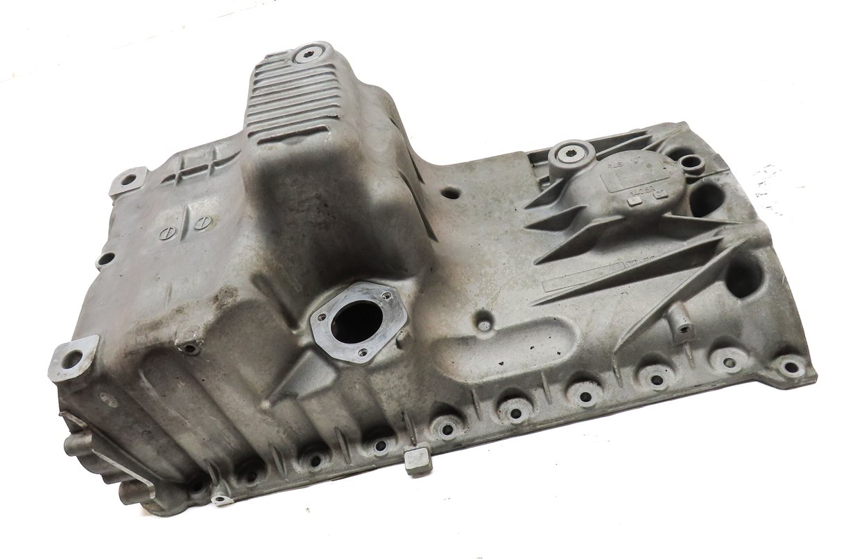 Thumbnail 3: 2003-2006 PORSCHE CAYENNE (955) 4.5L M48 V8 ENGINE OIL PAN SUMP (NON TURBO)