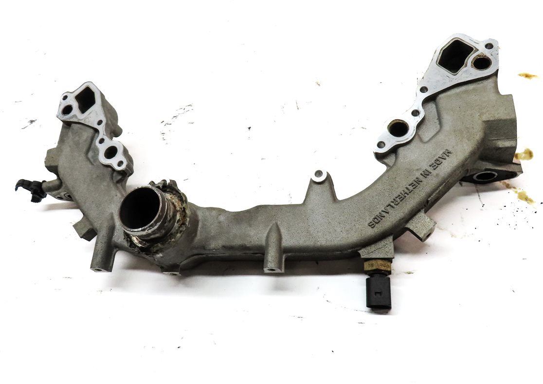 Thumbnail 2: 2006 PORSCHE CAYENNE S (955) 4.5L M48 N/A ENGINE COOLANT CROSSOVER PIPE