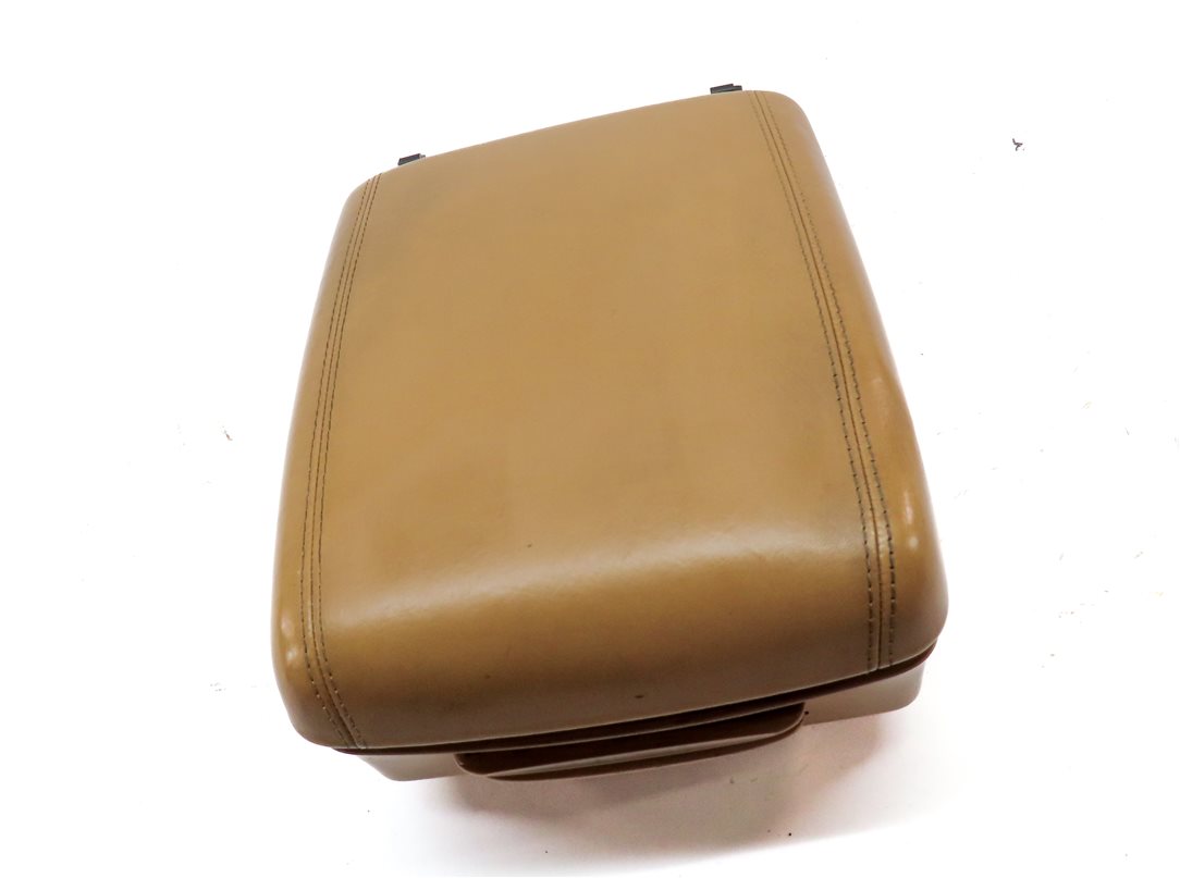 Thumbnail 3: 03-10 PORSCHE CAYENNE 955 957 FRONT CENTER CONSOLE ARMREST LID (HAVANA BEIGE)