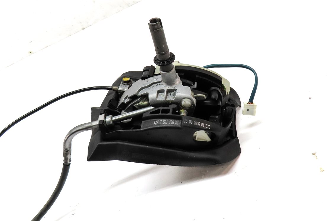 Thumbnail 4: 2007 BMW Z4 (E85) A/T AUTO AUTOMATIC TRANSMISSION GEAR SHIFTER w/ CABLES