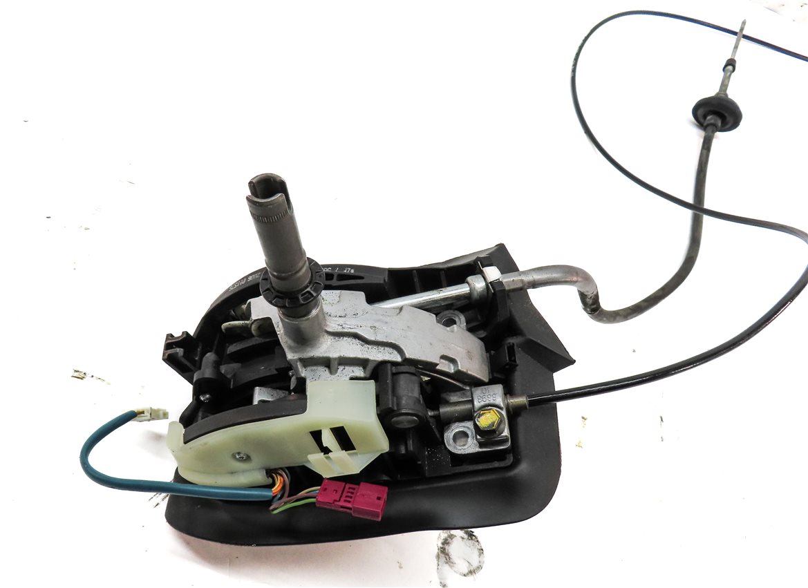Thumbnail 6: 2007 BMW Z4 (E85) A/T AUTO AUTOMATIC TRANSMISSION GEAR SHIFTER w/ CABLES