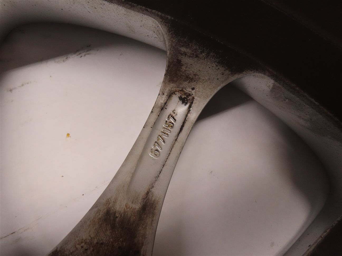 Thumbnail 11: 2003-2008 BMW Z4 (E85) 17x8 ALUMINUM ALLOY 10-SPOKE WHEEL RIM