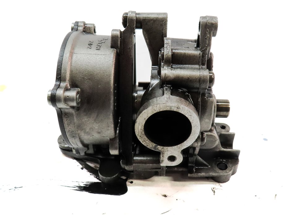 Thumbnail 4: 2014 AUDI A6 (C7 4G) 3.0L DIESEL (CPNB) ENGINE OIL PUMP