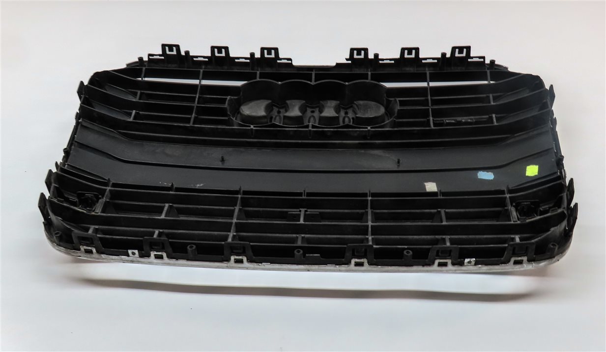Thumbnail 5: 2012-2015 AUDI A6 (C7) FRONT CENTER HOOD GRILLE TRIM AIR VENT