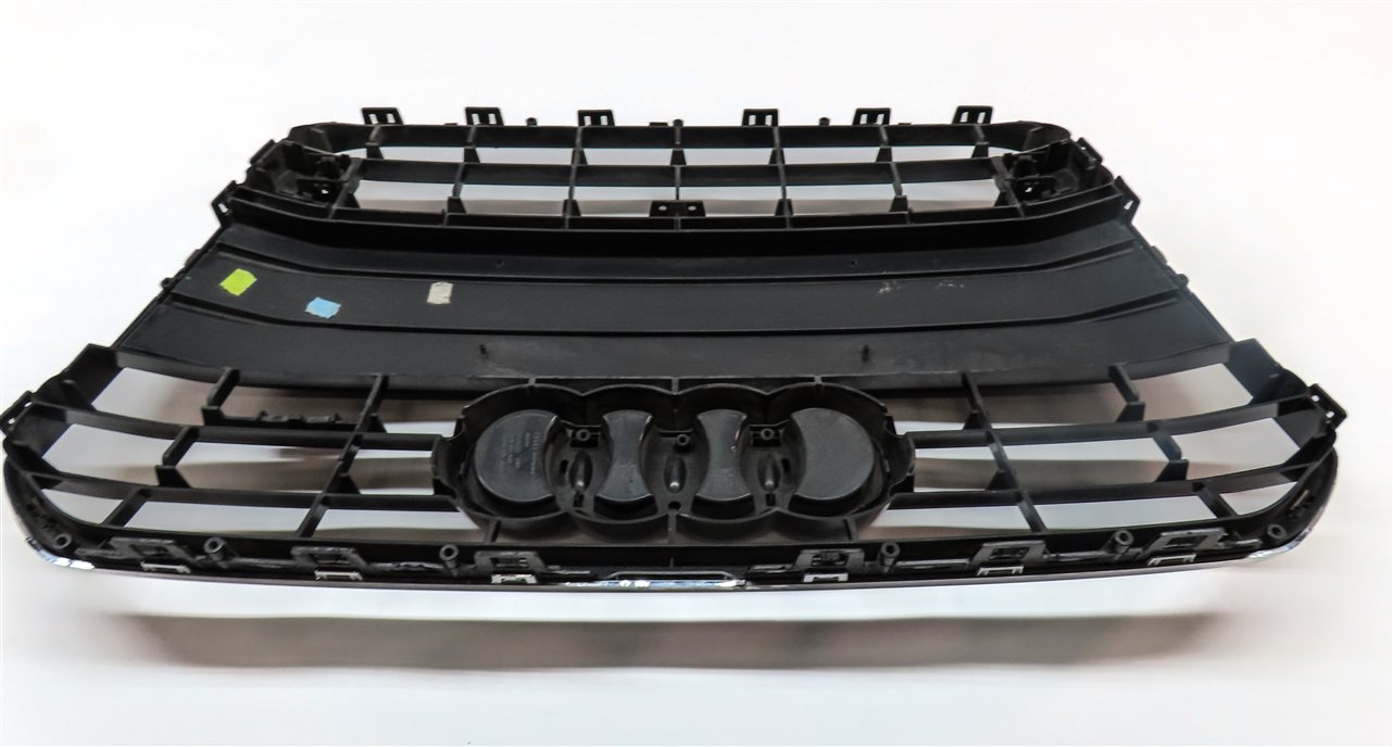 Thumbnail 6: 2012-2015 AUDI A6 (C7) FRONT CENTER HOOD GRILLE TRIM AIR VENT
